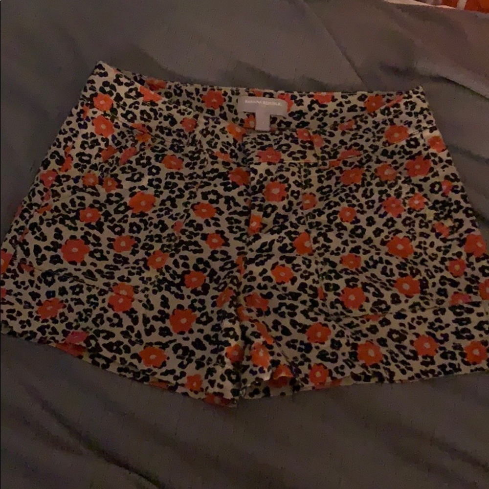 Banana Republic Multi-pattern shorts